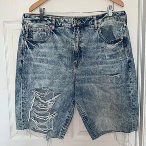 American Eagle Cut Off Mom Shorts